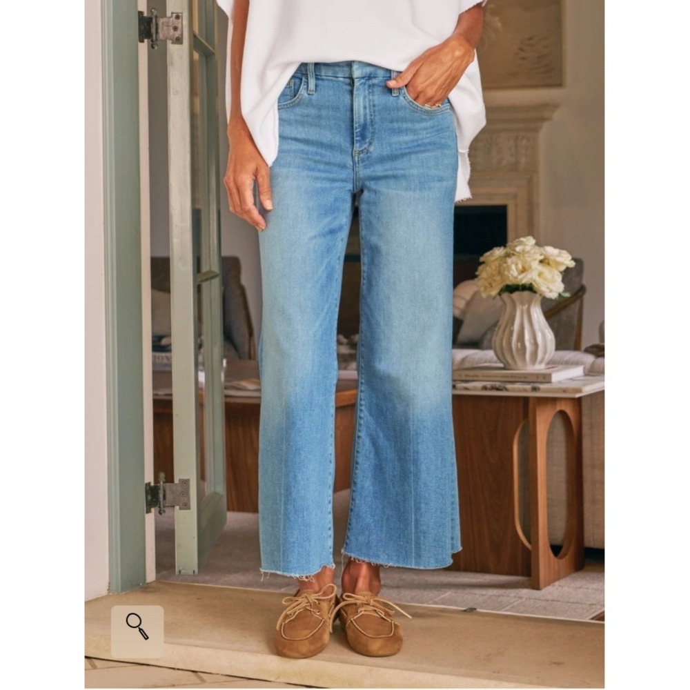 Frank & Eileen GALWAY Wide Leg Jeans 1964 Wash Light Blue Denim Size 32 NEW